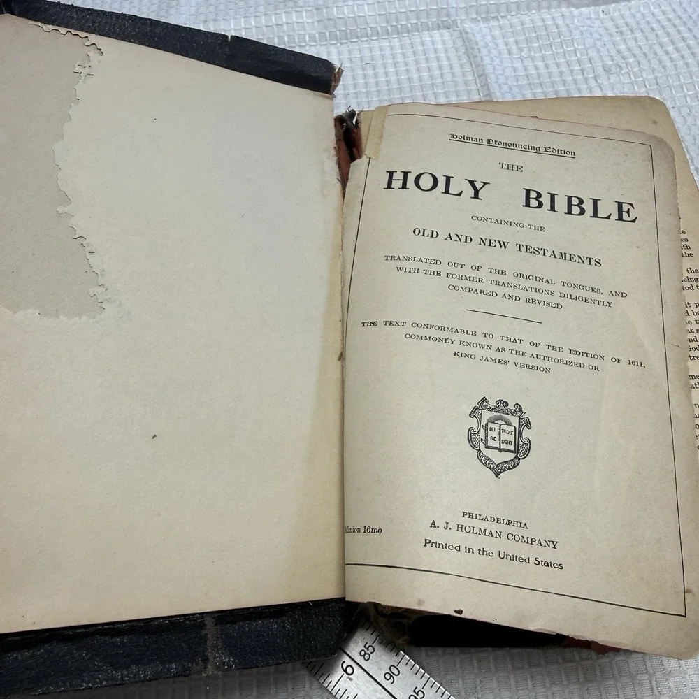N/A 1904 holy